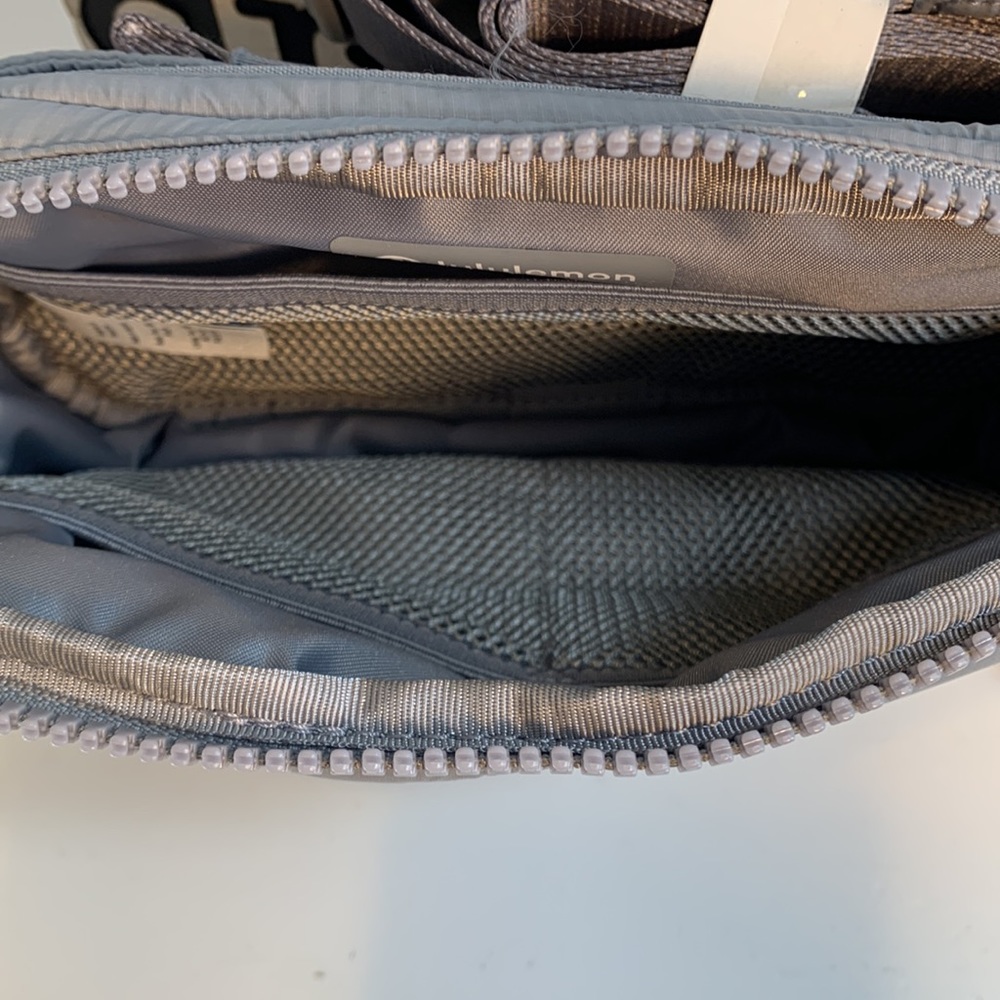 Lululemon Everywhere Belt Bag Large 2L Wunder Puff - Picture 8 of 8